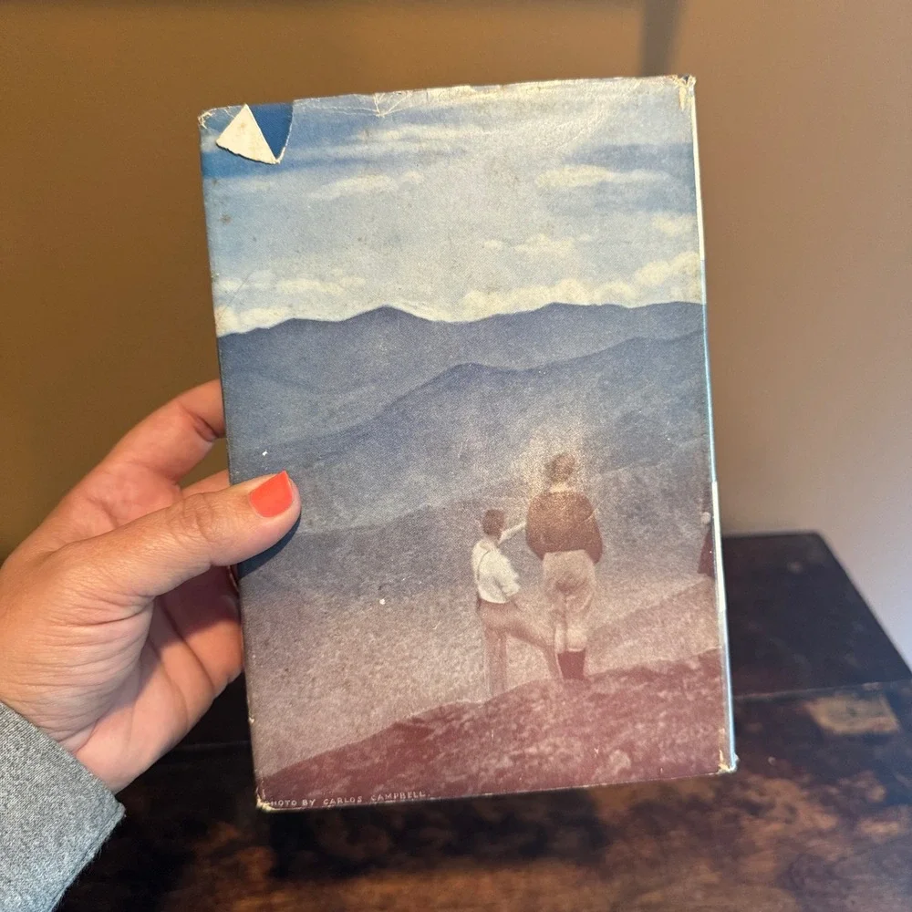 Land‎ of High Horizons Great Smoky Mountains Travel Souvenir Book 1948 Edition